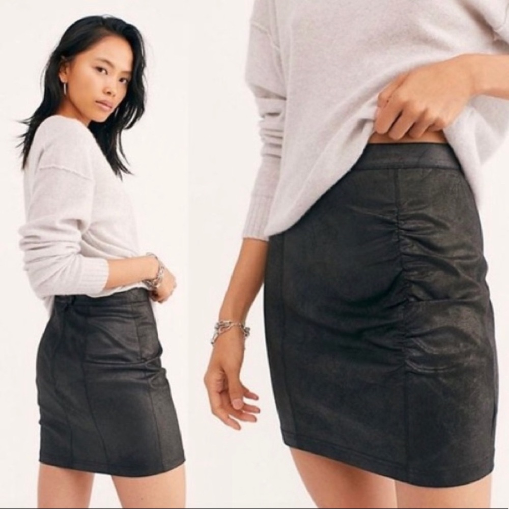 Free People Rumi Ruched mini skirt XS
